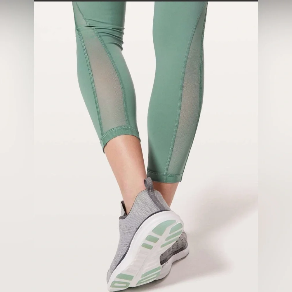 Lululemon Train Times 7/8 Pant Legging 25” Inseam SZ 10 Celedon Green
